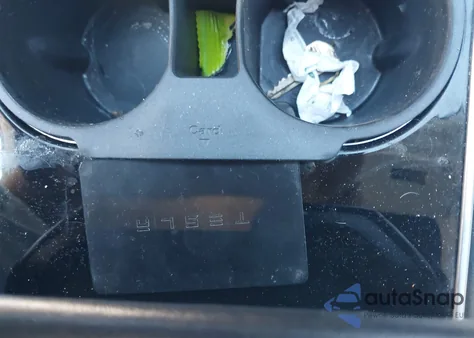 2020 Tesla Model 3 Performance Dual Motor All-Wheel Drive from USA, damaged, VIN 5YJ3E1EC2LF714385